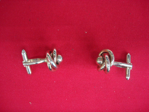 Vintage Gold Tone Cufflinks - Unique Design, Excellent Condition - #409