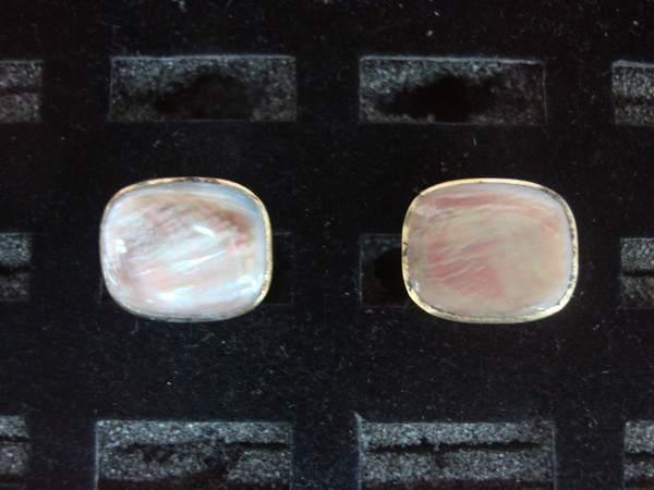 Vintage Gold-Tone Mother of Pearl Cufflinks (Pair) - Unique & Elegant #412