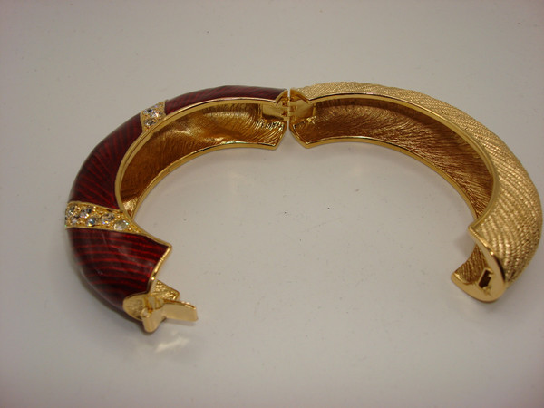 Vintage Camrose & Cross JBK Red Enamel Bangle Bracelet & Clip-On Earrings Set - Mint Condition