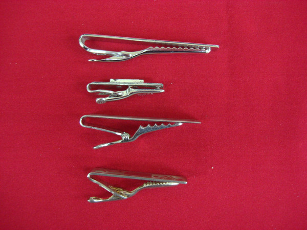 Vintage Silver Tone Tie Clips (Lot of 4) - Unique & Stylish Pre-Owned Designs