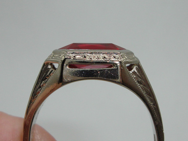 Vintage 1926 Art Nouveau 10K Gold Simulated Ruby Ring (Size 12)