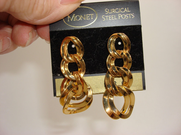 Vintage 1980s Monet Gold Tone Jewelry Set - Necklace, Bracelet & Earrings
