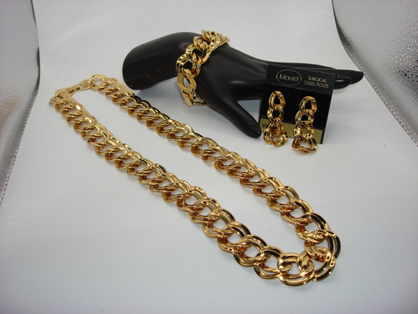 Vintage 1980s Monet Gold Tone Jewelry Set - Necklace, Bracelet & Earrings
