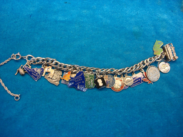 Vintage Sterling Silver Charm Bracelet | 20+ USA, UK, Canada & Germany Charms