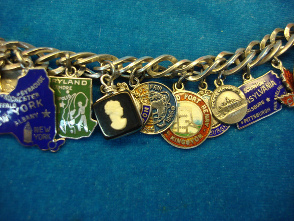 Vintage Sterling Silver Charm Bracelet | 20+ USA, UK, Canada & Germany Charms