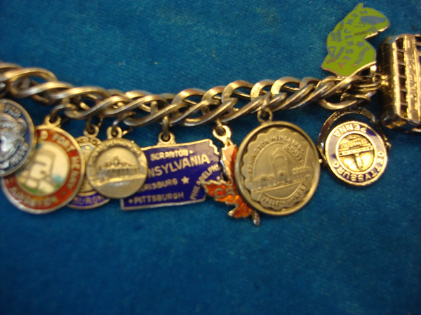 Vintage Sterling Silver Charm Bracelet | 20+ USA, UK, Canada & Germany Charms