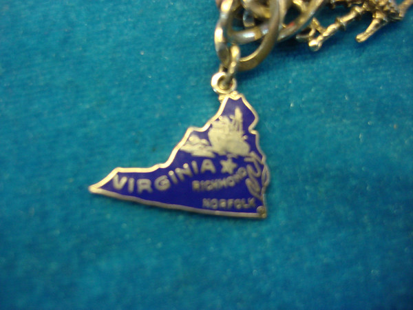 Vintage Sterling Silver Charm Bracelet | 20+ USA, UK, Canada & Germany Charms