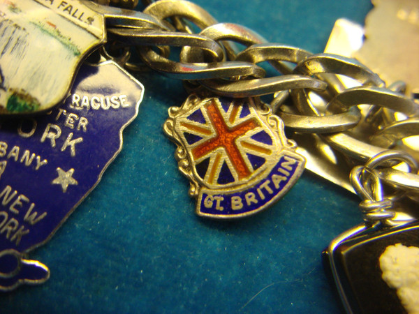Vintage Sterling Silver Charm Bracelet | 20+ USA, UK, Canada & Germany Charms