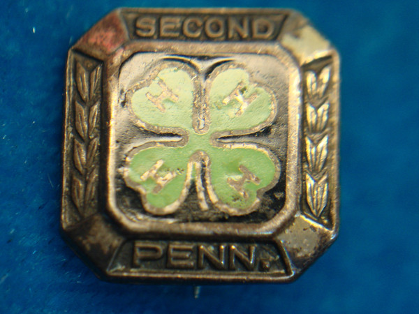 Vintage 4H Club Sterling Silver Pin - Enamel Clover Design - Pennsylvania