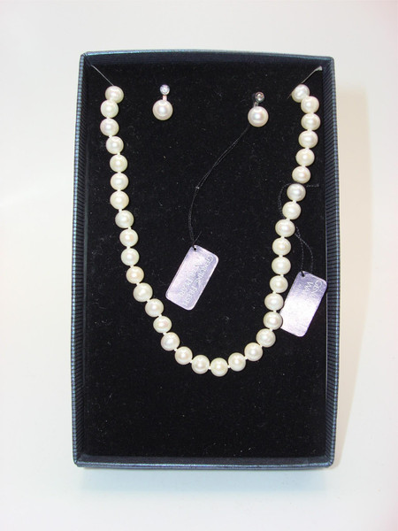 Genuine Freshwater Pearl & Sterling Silver Choker Necklace & Earrings Set - Near Mint