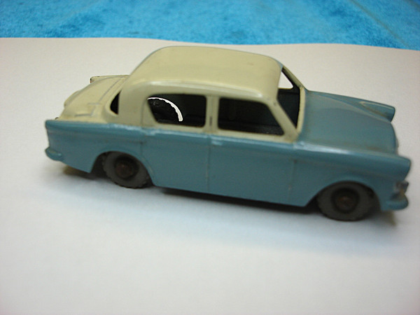Vintage Lesney Matchbox No. 43 Hillman Minx Turquoise & Cream - Excellent Condition