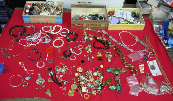 Vintage Costume Jewelry Estate Lot (7 lbs) - Unique & Diverse Pieces