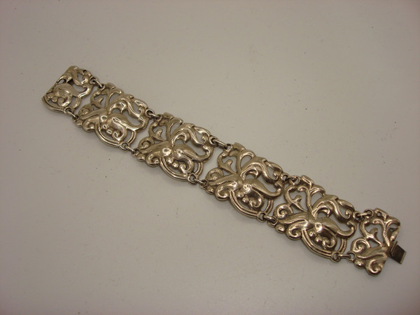 Antique Art Nouveau Sterling Silver Floral Bracelet - 7.25