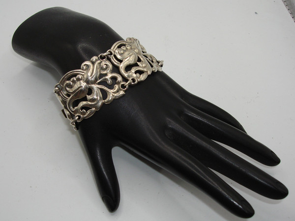 Antique Art Nouveau Sterling Silver Floral Bracelet - 7.25