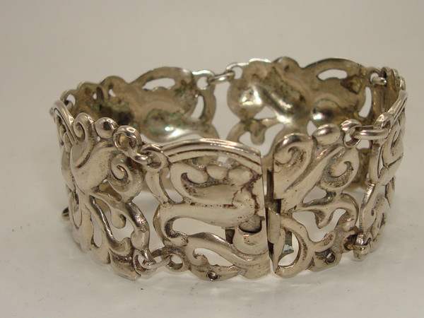 Antique Art Nouveau Sterling Silver Floral Bracelet - 7.25