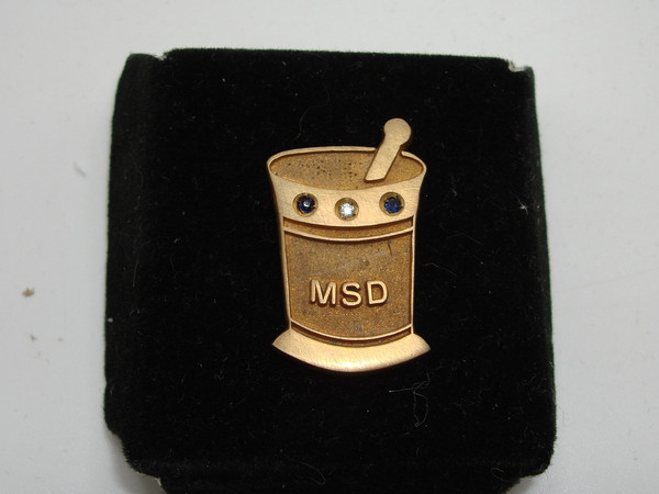 Vintage Merck, Sharp & Dohme (MSD) Mortar & Pestle Tie Tac - Blue Topaz Award