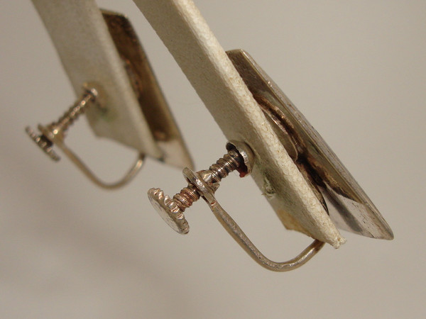 Vintage Siam Sterling Silver Earrings with Dancing Girls Design