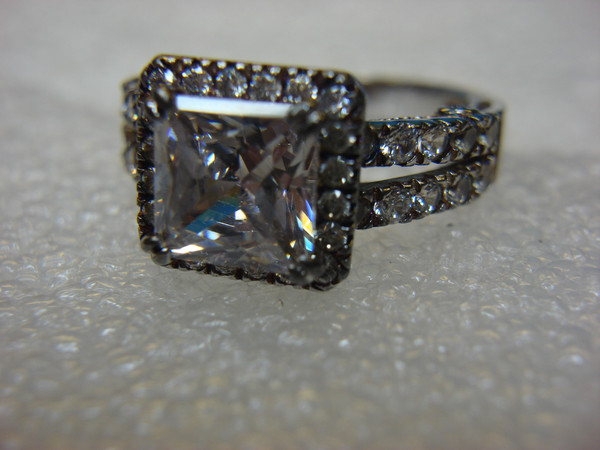Sterling Silver Ring with Sparkling Simulated Diamonds - Fancy Square Setting, Size 7 1/4