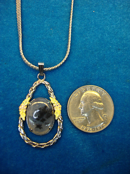 Silver Tone Tri-Color Moss Agate Pendant Necklace (19