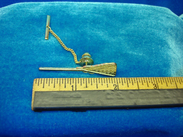 Vintage Gold Lacrosse Stick Tie Tack / Lapel Pin - Excellent Condition