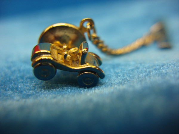 Vintage Sarah Coventry Dune Buggy Tie Tac/Lapel Pin - Gold-Tone, Excellent Condition #458