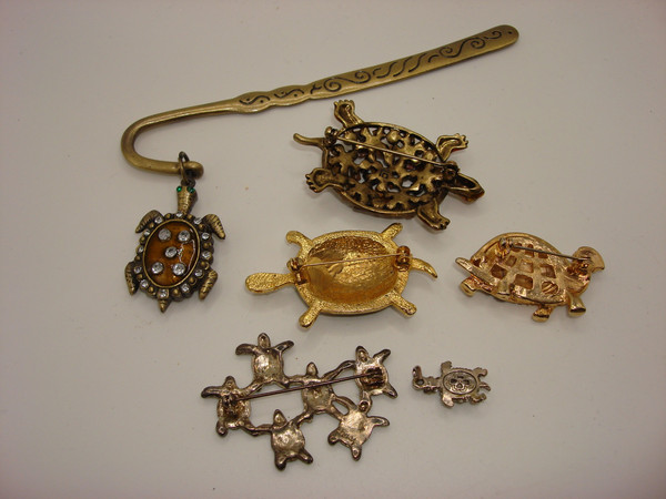 Vintage Turtle Jewelry Set - Gold Bookmark, Pins & Rhinestone Charm