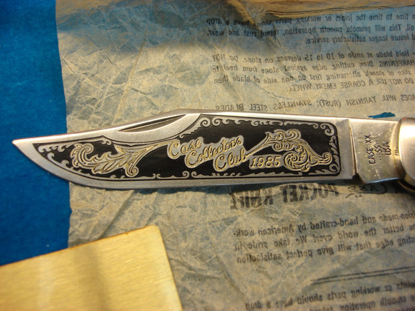 1985 Case Collectors Club C51050 SS Pocket Knife - Mint Condition with Display & Original Packaging