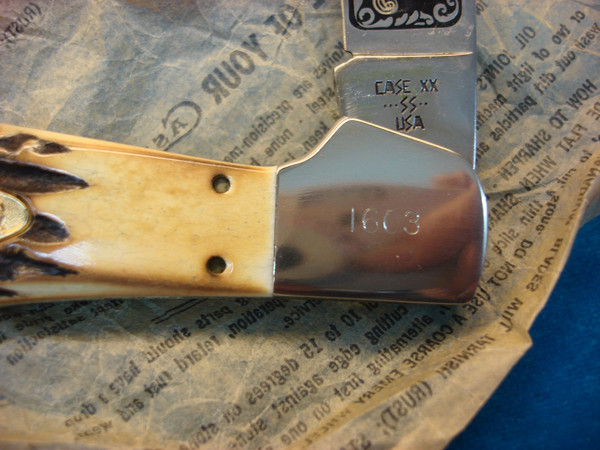 1985 Case Collectors Club C51050 SS Pocket Knife - Mint Condition with Display & Original Packaging