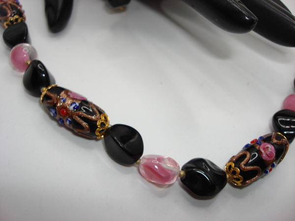 Vintage Italian Murano Glass Bead Necklace - 24