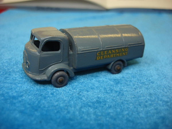 Vintage Lesney Matchbox No. 38A Karrier Refuse Collector - Dark Gray, Excellent Condition