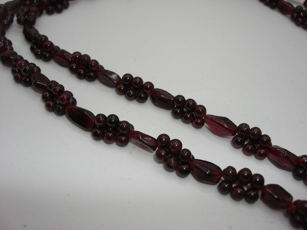 Antique Garnet Bead Necklace | Hand Strung 36