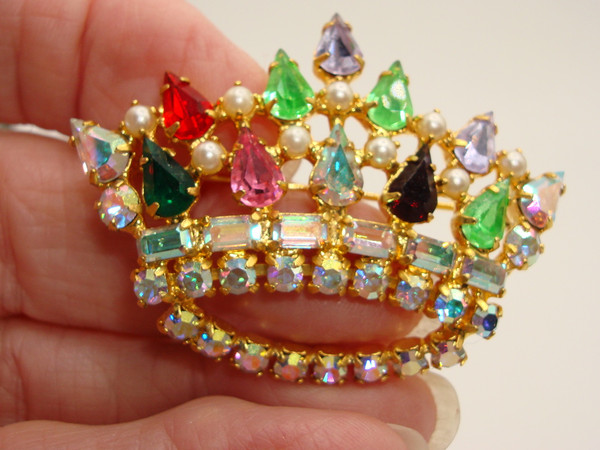 Vintage B. David Rhinestone Crown Brooch Pin | 1970s Gold Tone, Foiled Pearls & Crystals