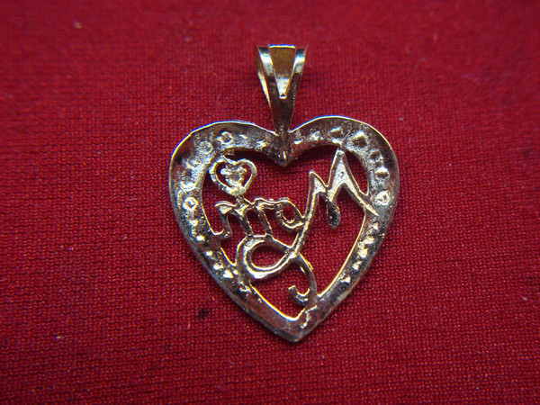 10K White & Yellow Gold'MOM' Heart Pendant - Petite & Elegant Gift for Mom
