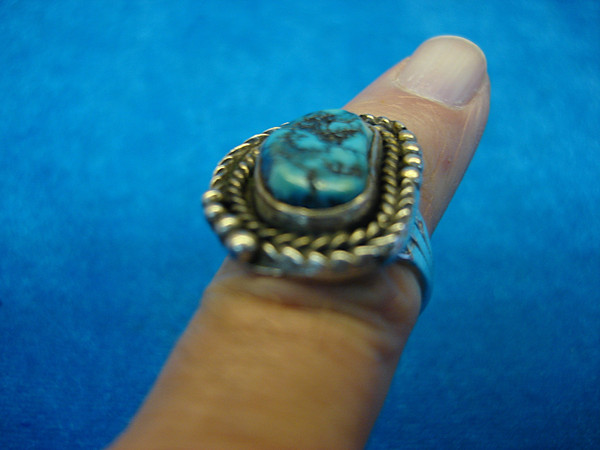 Vintage Navajo Sterling Silver Turquoise Ring - Size 6 1/2