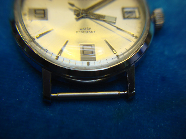 Vintage Bulova Caravel N4 Stem-Wind Wristwatch - Classic Design, Running Well