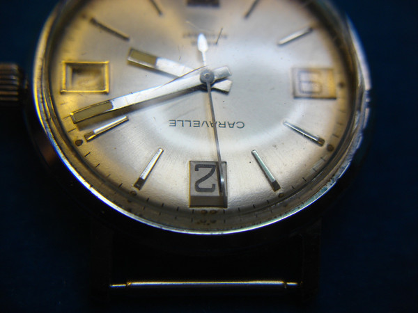 Vintage Bulova Caravel N4 Stem-Wind Wristwatch - Classic Design, Running Well