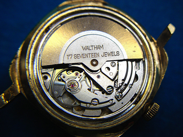 Vintage Waltham Automatic Wristwatch - 17 Jewels, Running Well - Unique Charm