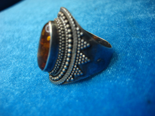 Vintage Sterling Silver Baltic Amber Ring (Size 10) - Indonesia