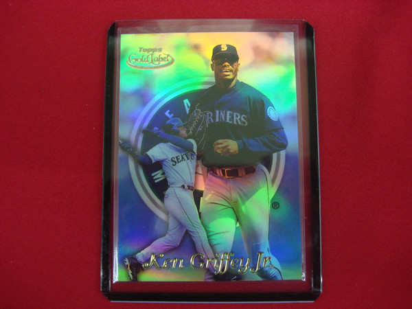 1999 Topps Gold Label Ken Griffey Jr. #100 Seattle Mariners Baseball Card (Class 1) - Mint Condition