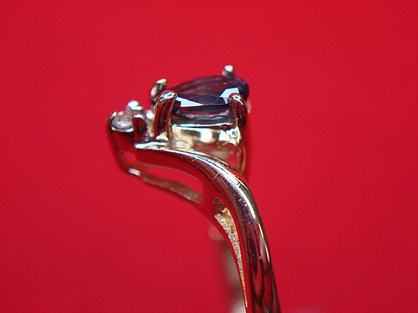 10K Yellow Gold Sapphire & Diamond Ring - Size 6 1/2, Pear-Shaped Sapphire, Excellent Condition