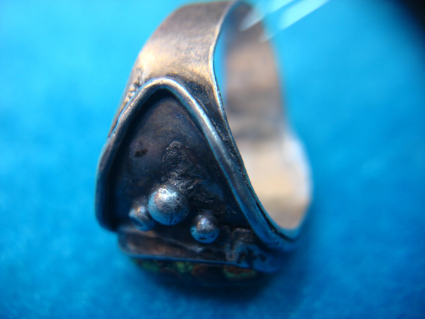 Vintage Sterling Silver Turquoise Ring - Size 9 - Early Piece (7.4g)