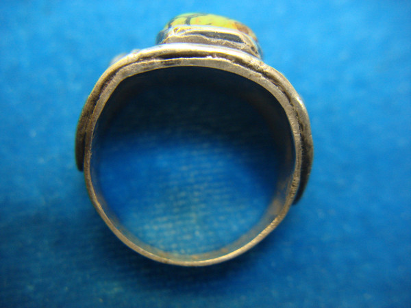 Vintage Sterling Silver Turquoise Ring - Size 9 - Early Piece (7.4g)
