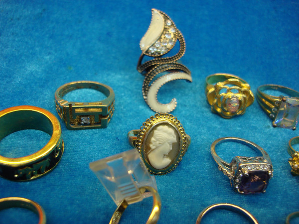 50 Vintage & Modern Estate Rings - Unique Jewelry Lot Deal (Under $3 Each)