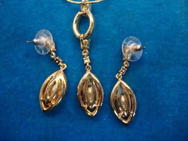 Brown Marquise Cut Stone Necklace & Earring Set - Vintage Elegant Jewelry