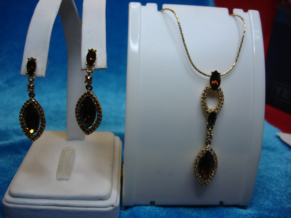 Brown Marquise Cut Stone Necklace & Earring Set - Vintage Elegant Jewelry