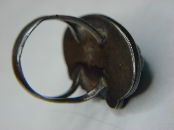 Vintage Native American Silver Ring with Large Turquoise Stone - Marked'IZ' (Size 6 1/4)