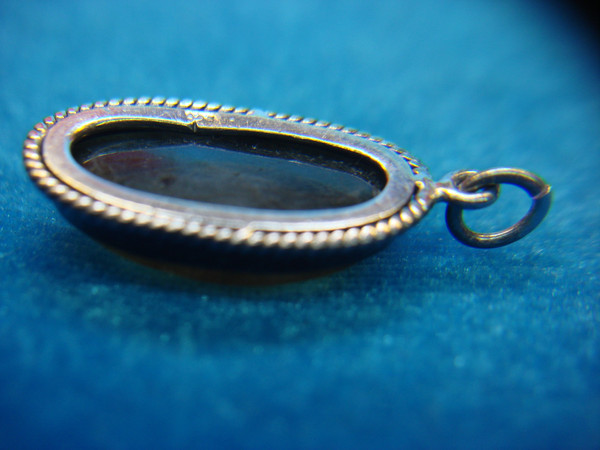 Sterling Silver Labradorite Pendant - Oval Iridescent Stone, Pre-Owned Excellent Condition