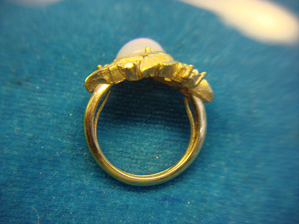 Vintage 1970s Avon Fireflower Ring - Retired, Adjustable Size 4-5 (Excellent Condition)