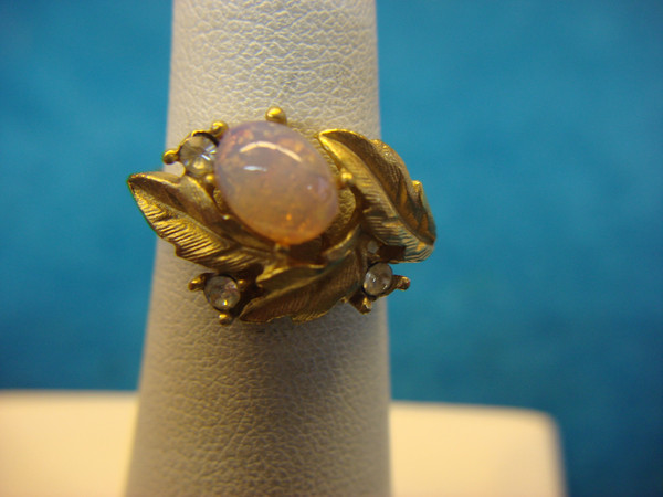 Vintage 1970s Avon Fireflower Ring - Retired, Adjustable Size 4-5 (Excellent Condition)