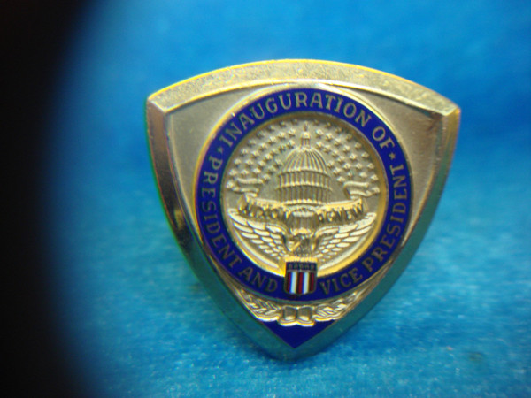 Vintage Inauguration Cufflinks & Pendant Set - Gold-Tone, Excellent Condition